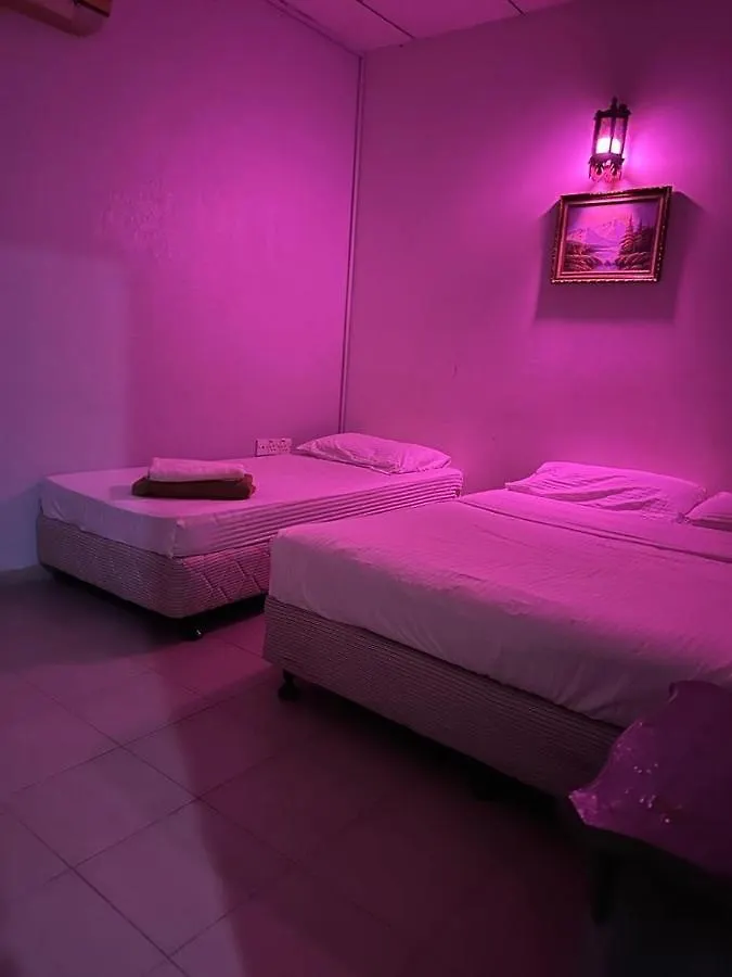 G99 Hotels kontakt