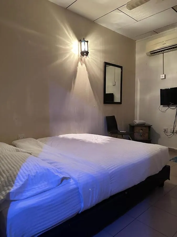 G99 Hotel George Town