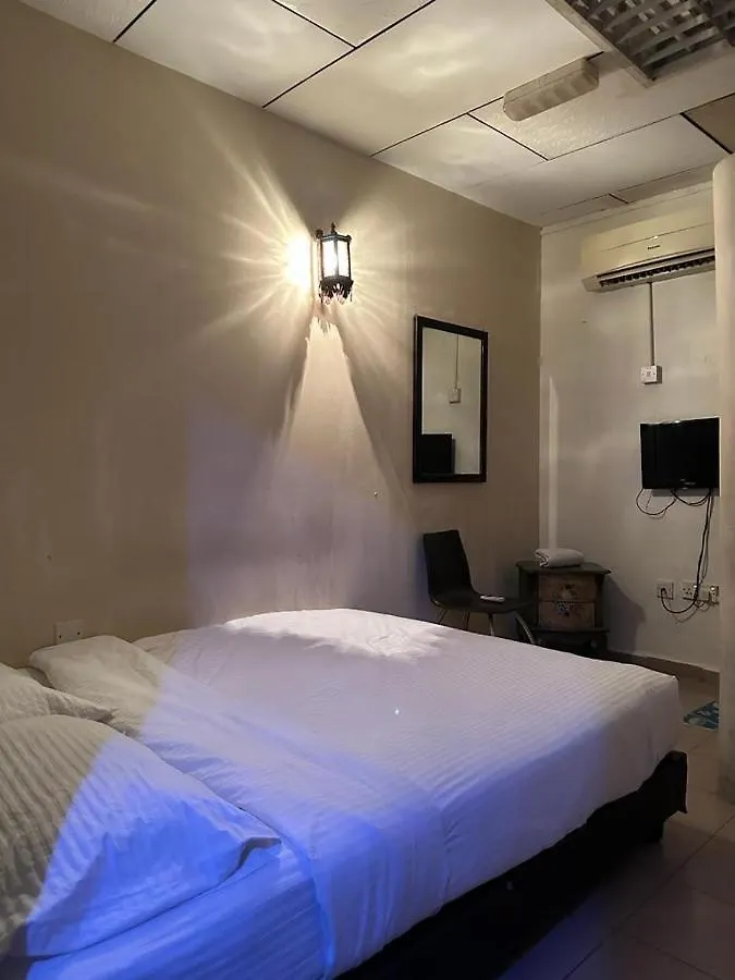 G99 Hotel George Town
